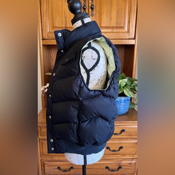 GAP Women’s Black Button Front Down Fill Puffer Vest - Small - Y2K - Picture 3 of 12